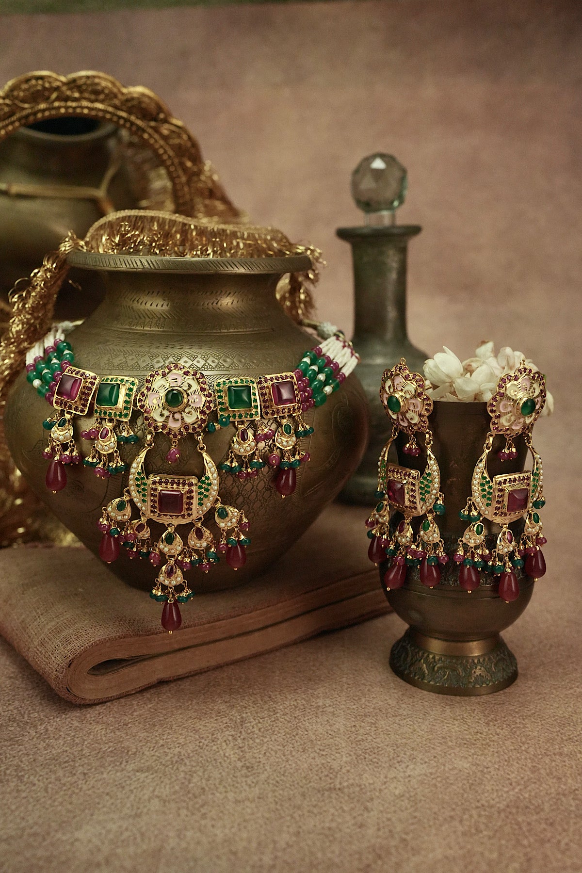 Chand Jadau Choker Set