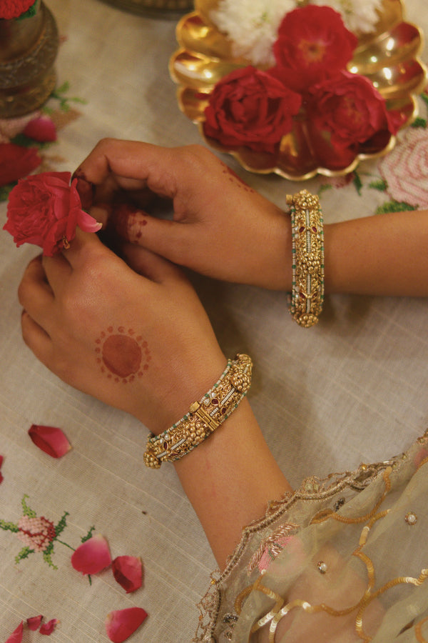 Ranjhna Openable Bangles Pair