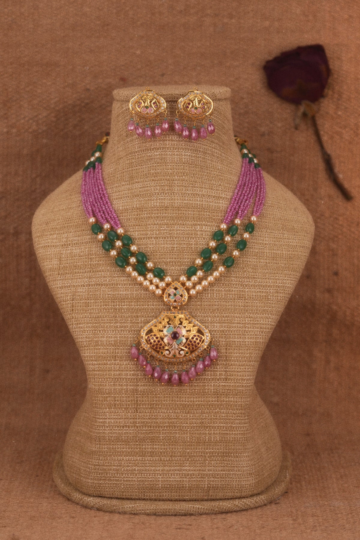 Gulabi Jadau Necklace Set