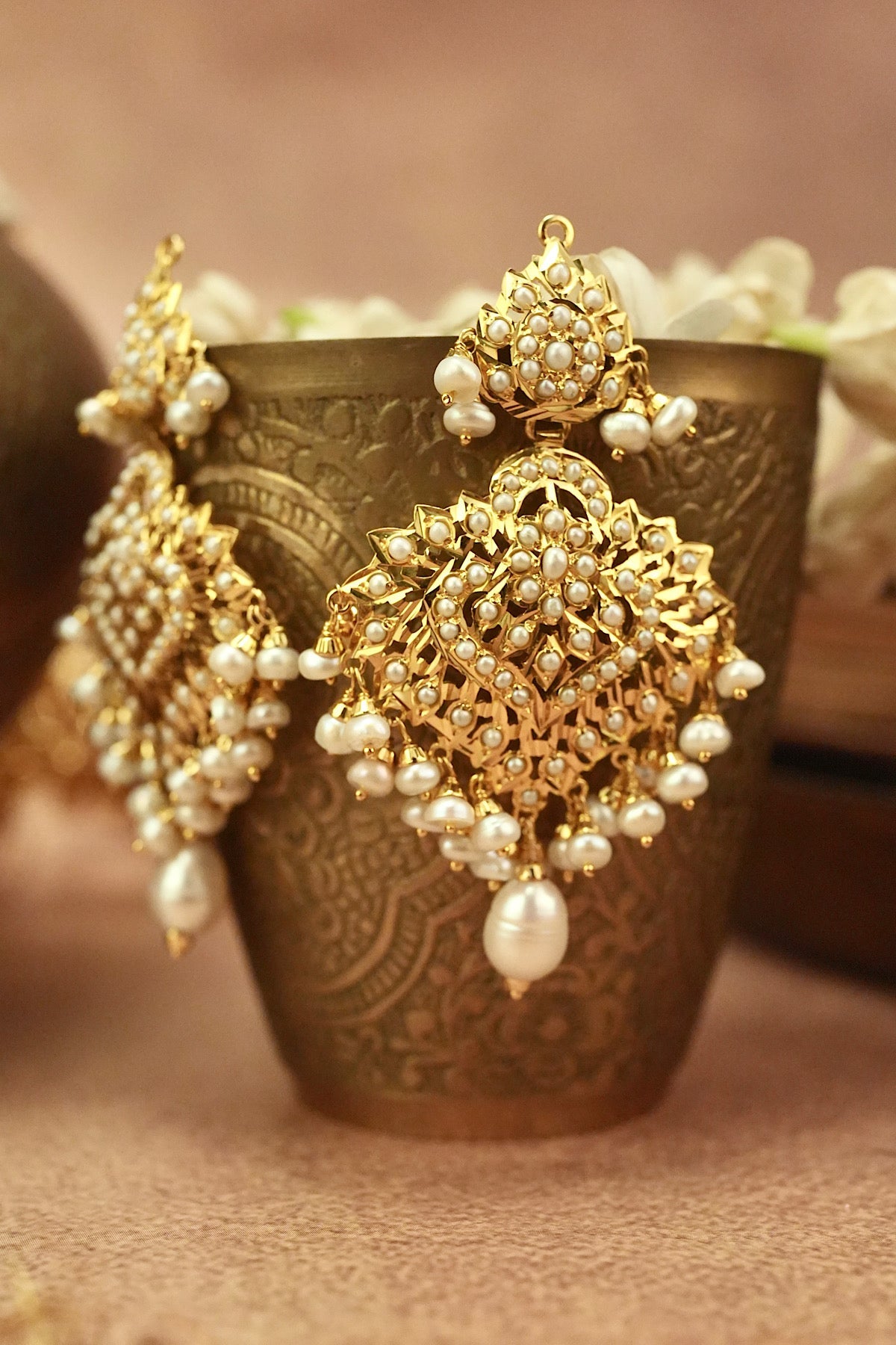 Kohinoor Jadau Choker Set