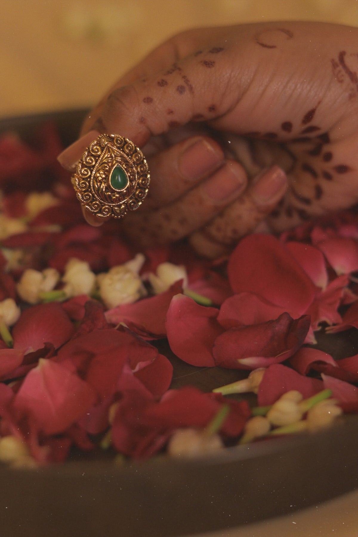 Faiz Emerald Ring