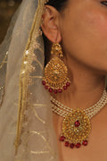 Gulbano Choker Set