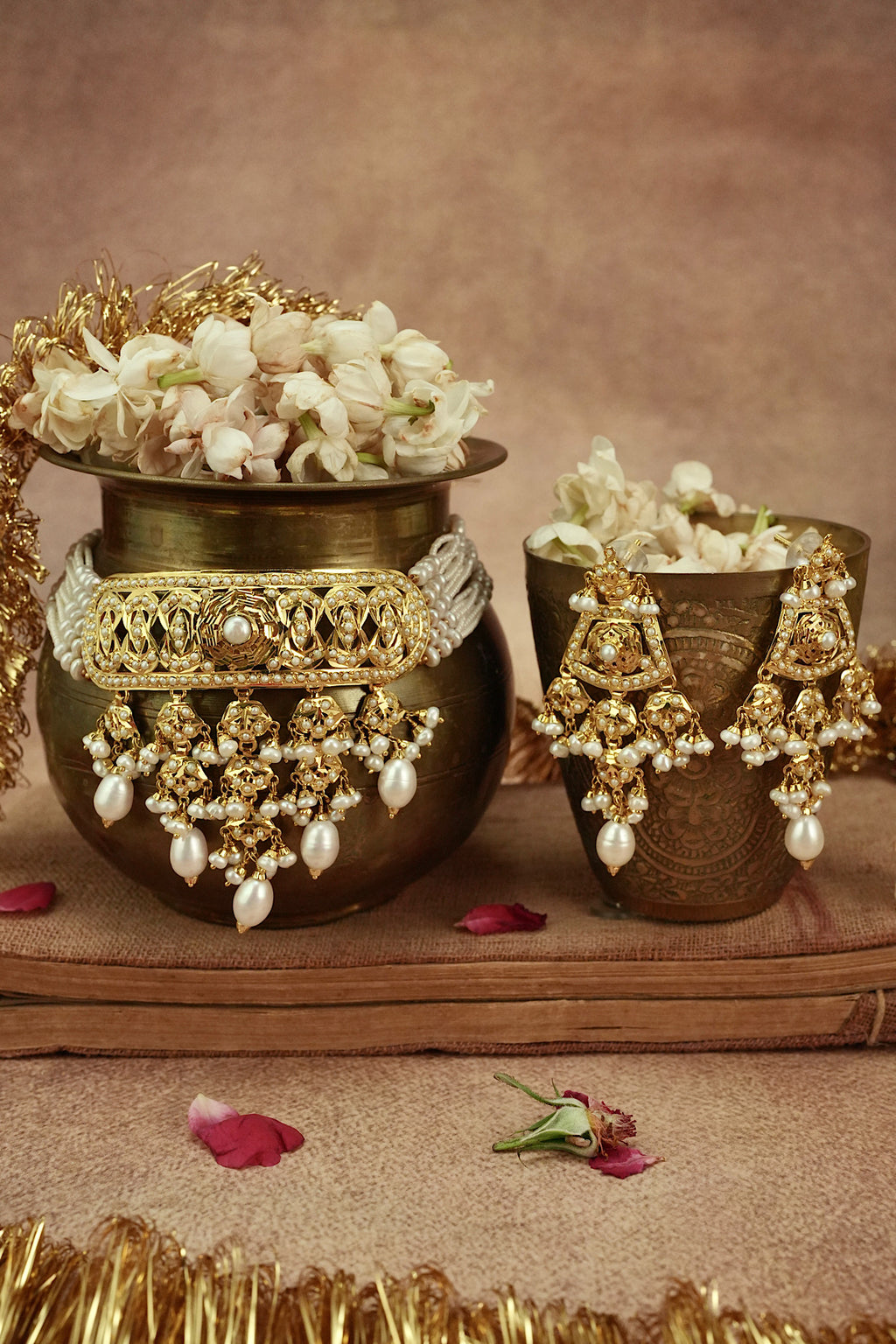 Chandni Jadau Choker Set