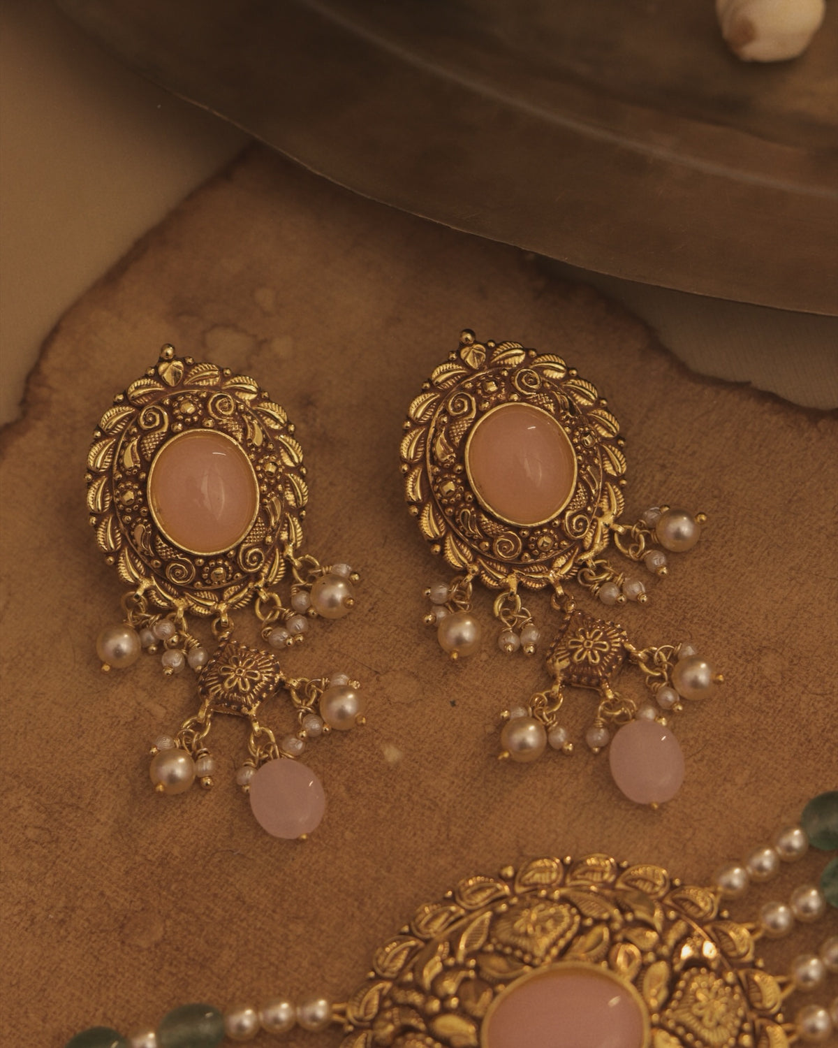rozy studs