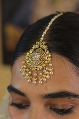 Rida Pearl Choker Set with Tikka