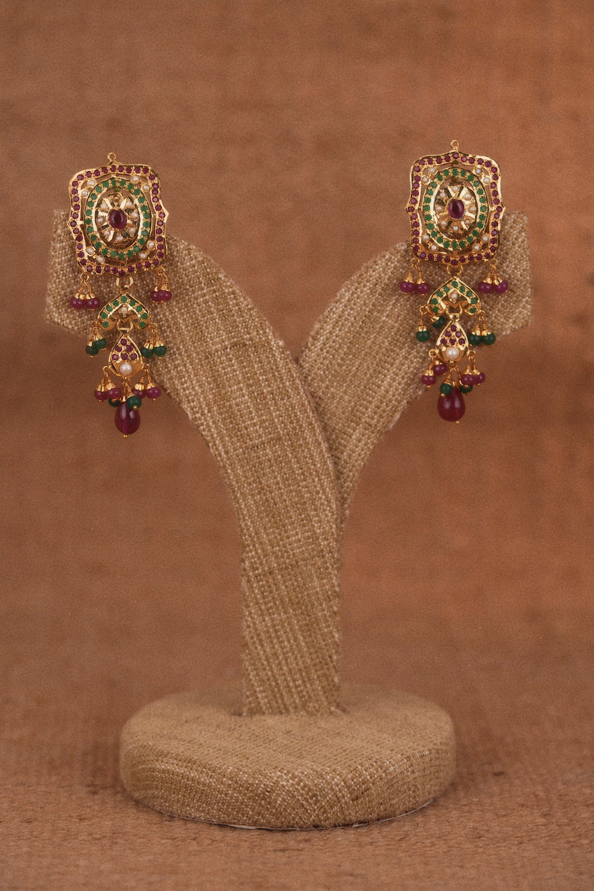 Dilbar Jadau Choker Set
