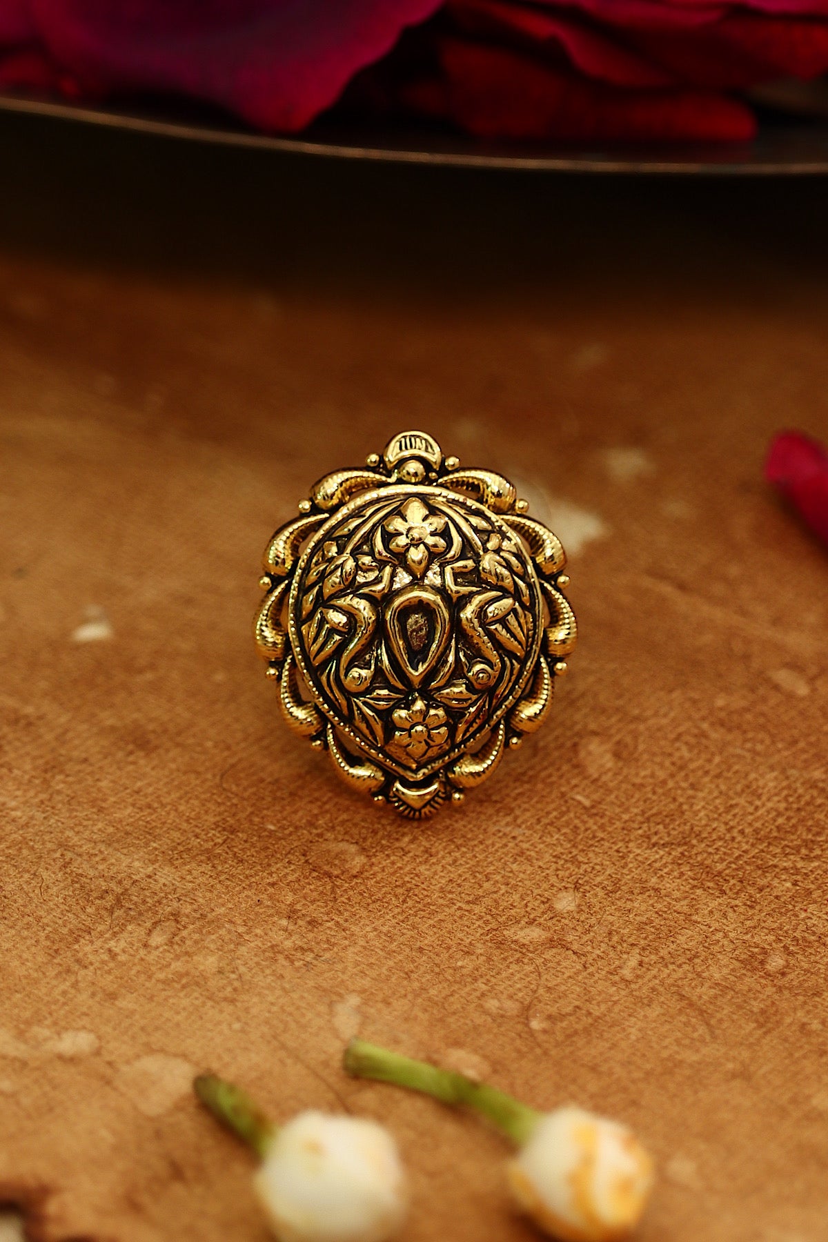 Riza Ring