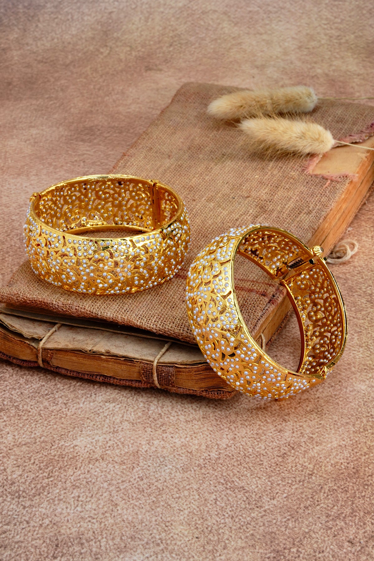 Mehar Jadau Pearl Jadau Bangles