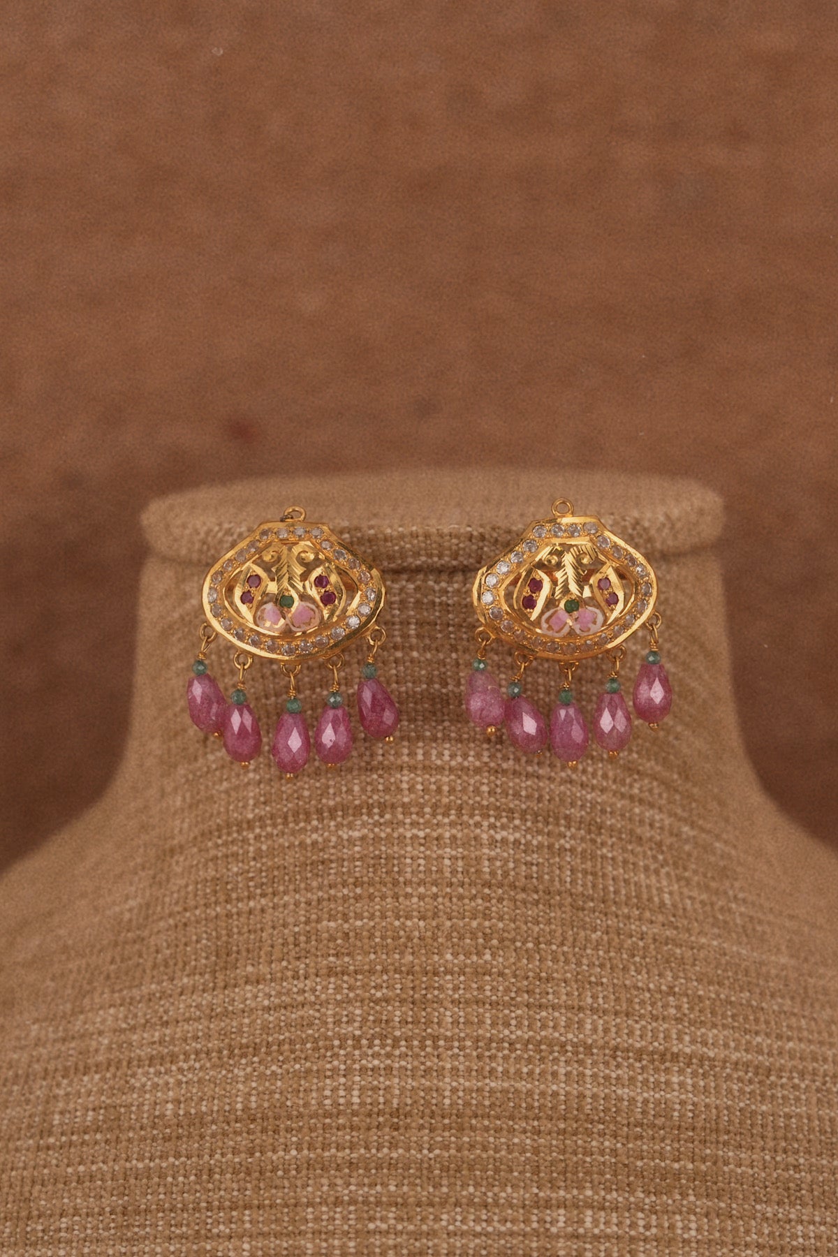 Gulabi Jadau Necklace Set
