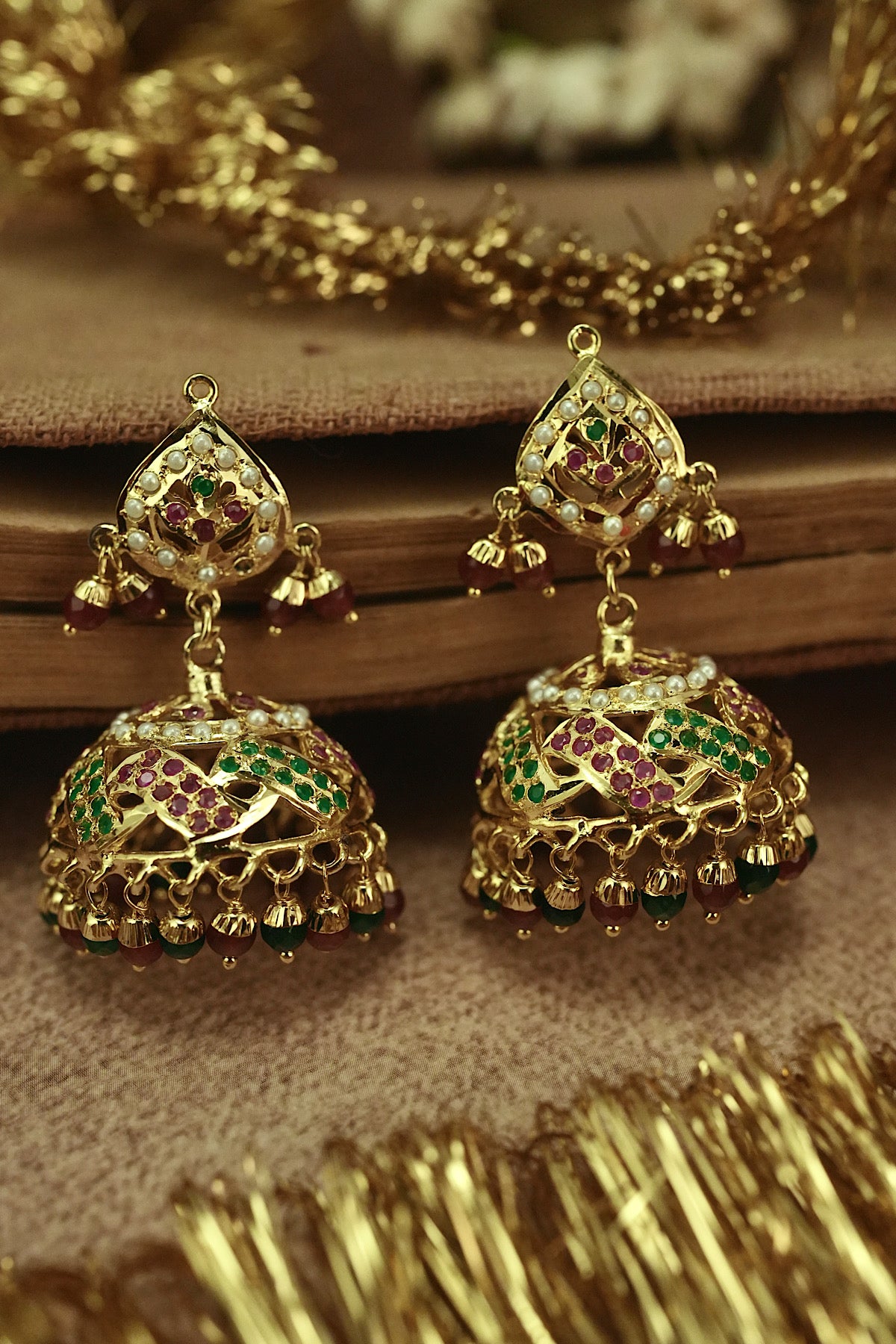 Basanti Jadau Jhumki
