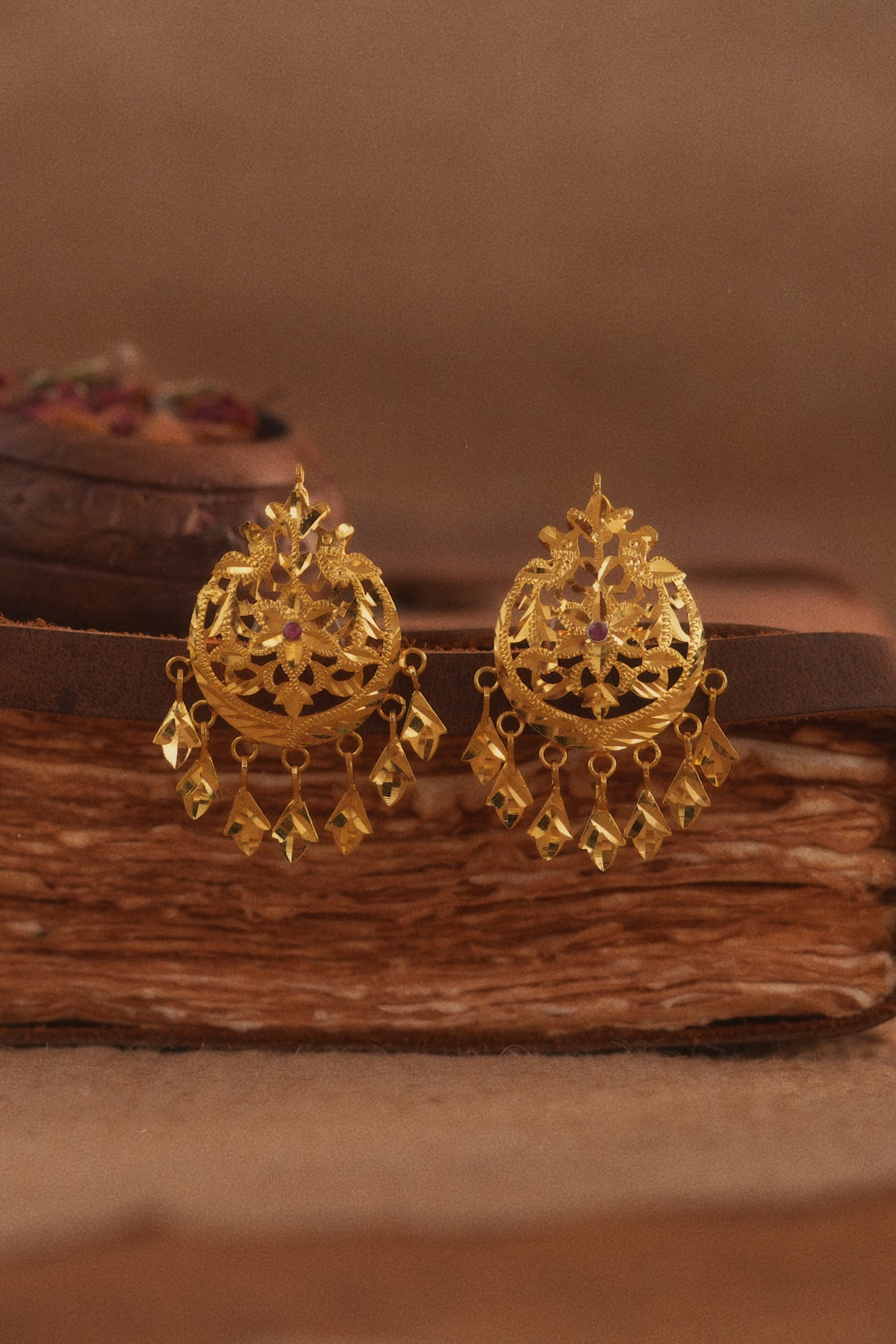 Reshma Studs