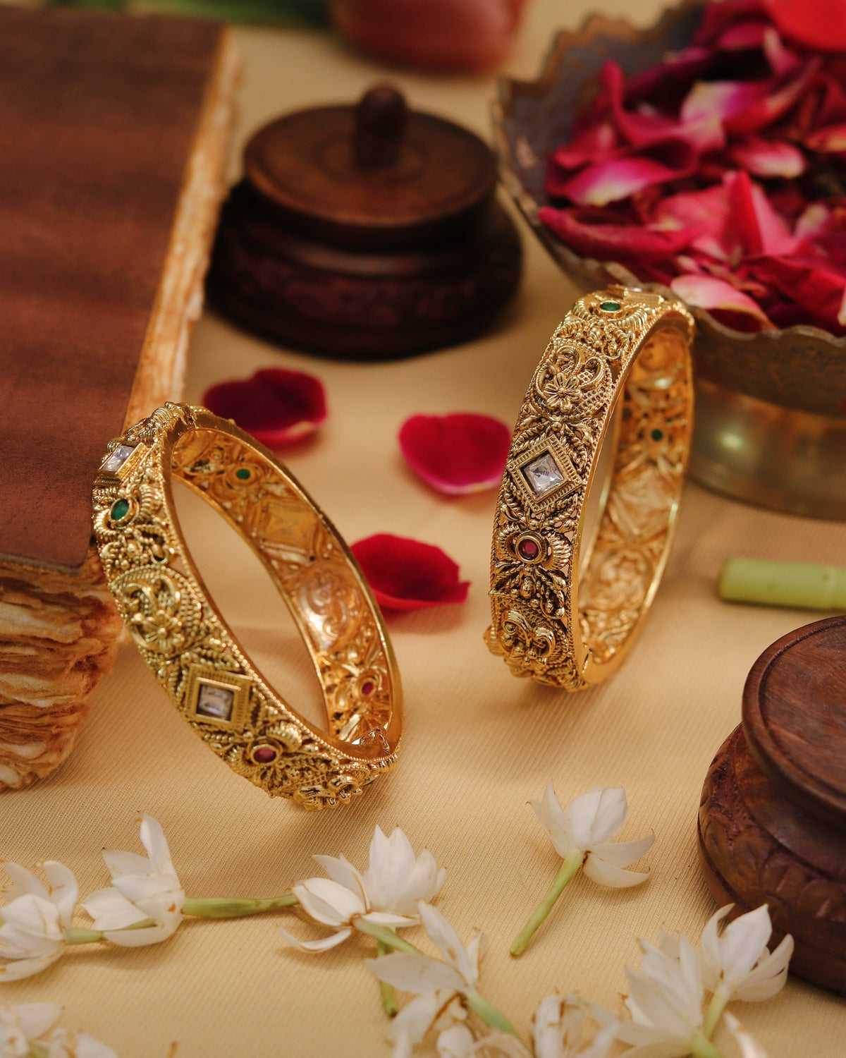 Kundan Openable Bangles Pair