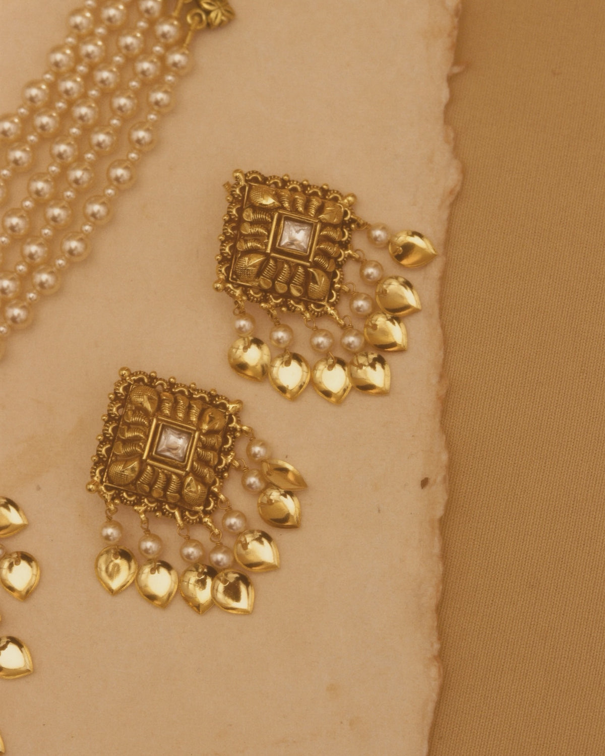 Tina Studs
