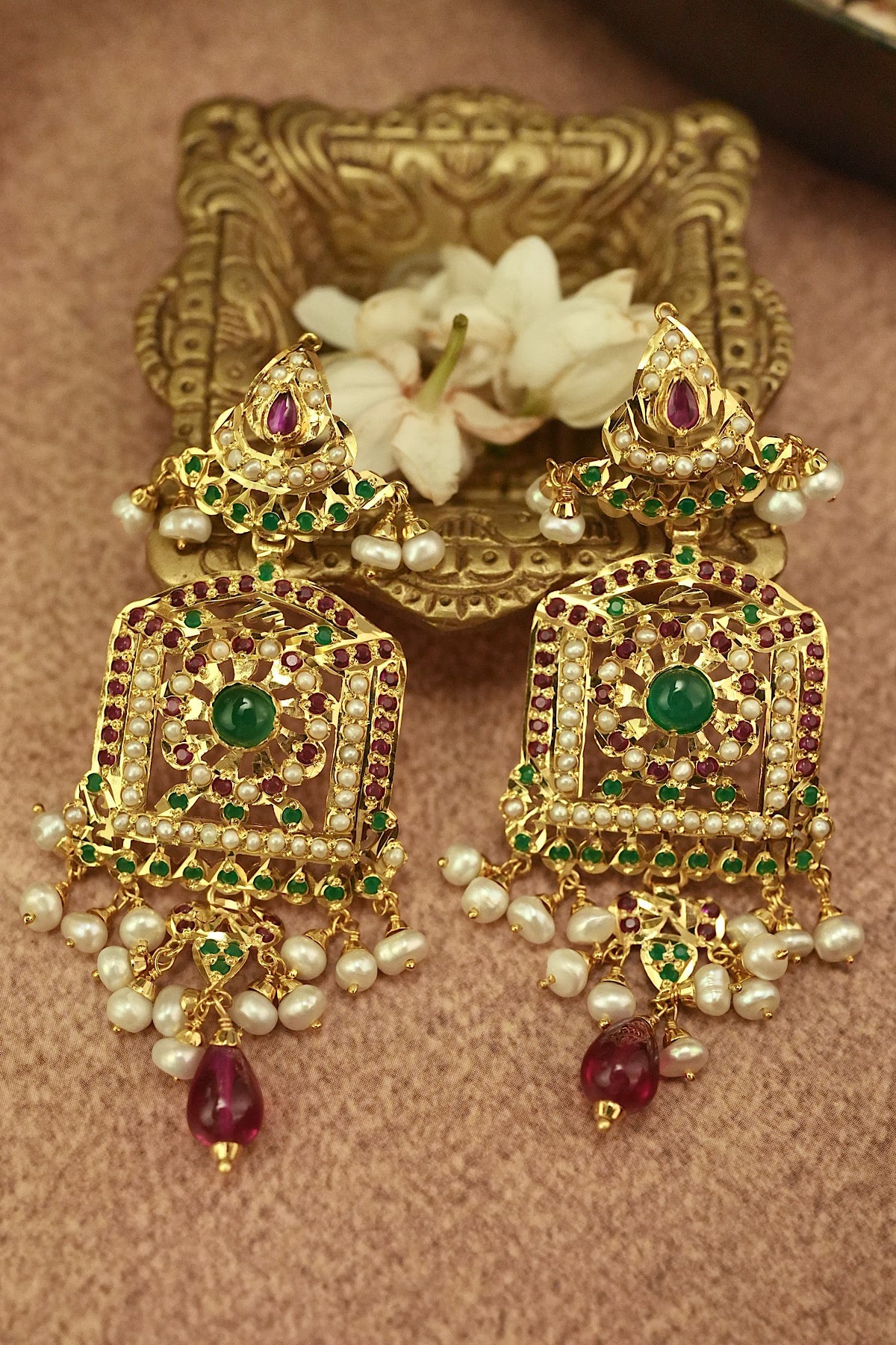 Anmol Jadau Rani Haar