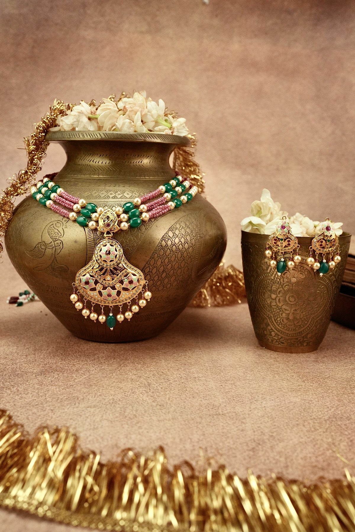 Parsa Jadau Necklace Set
