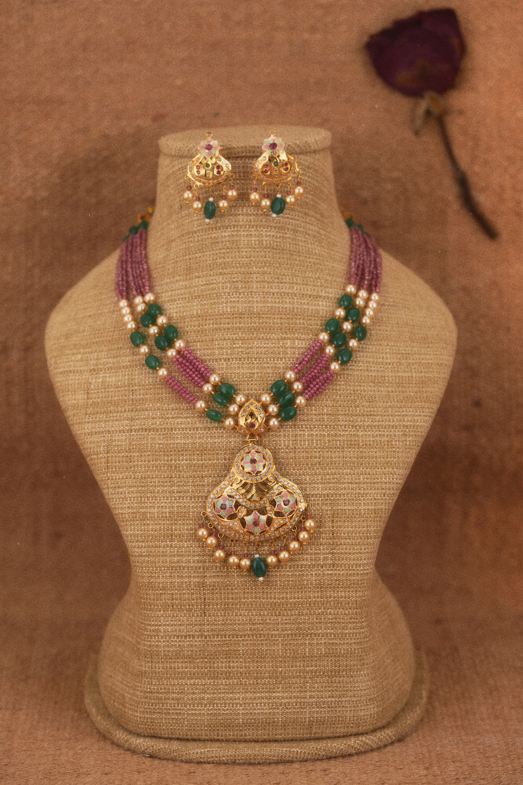 Parsa Jadau Necklace Set