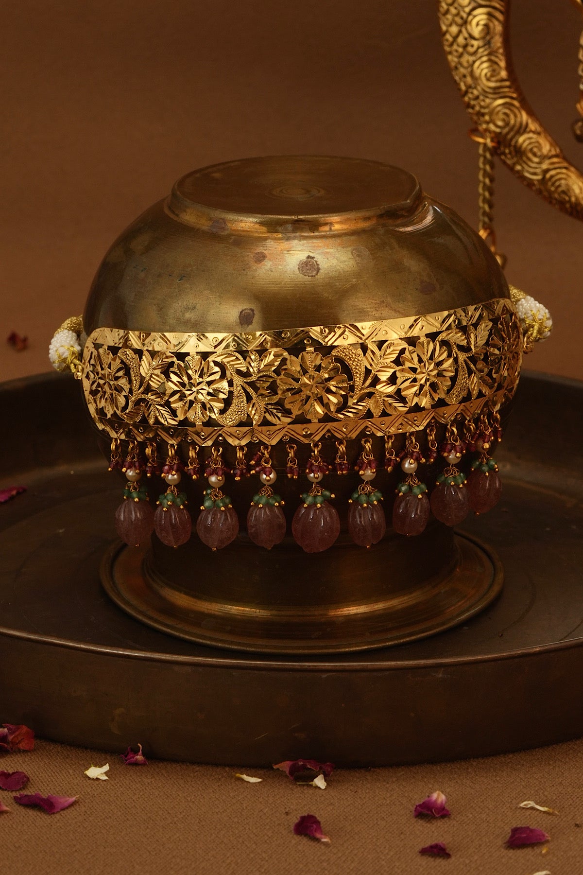 Gulabi Choker Set