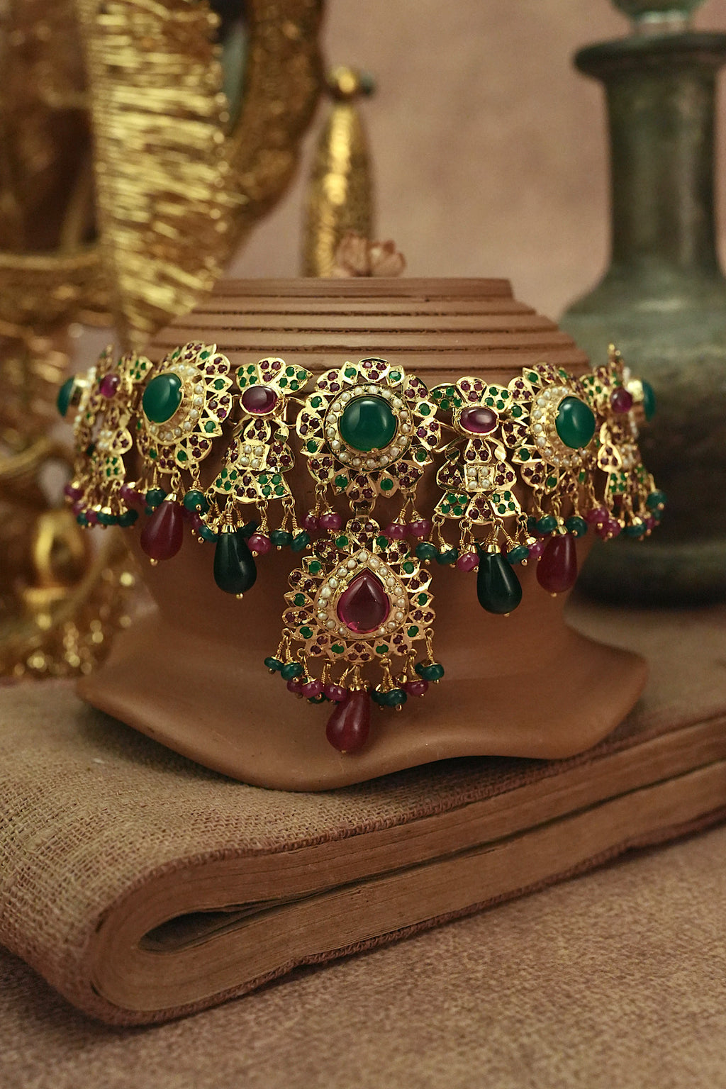 Virasati Jadau Choker Set