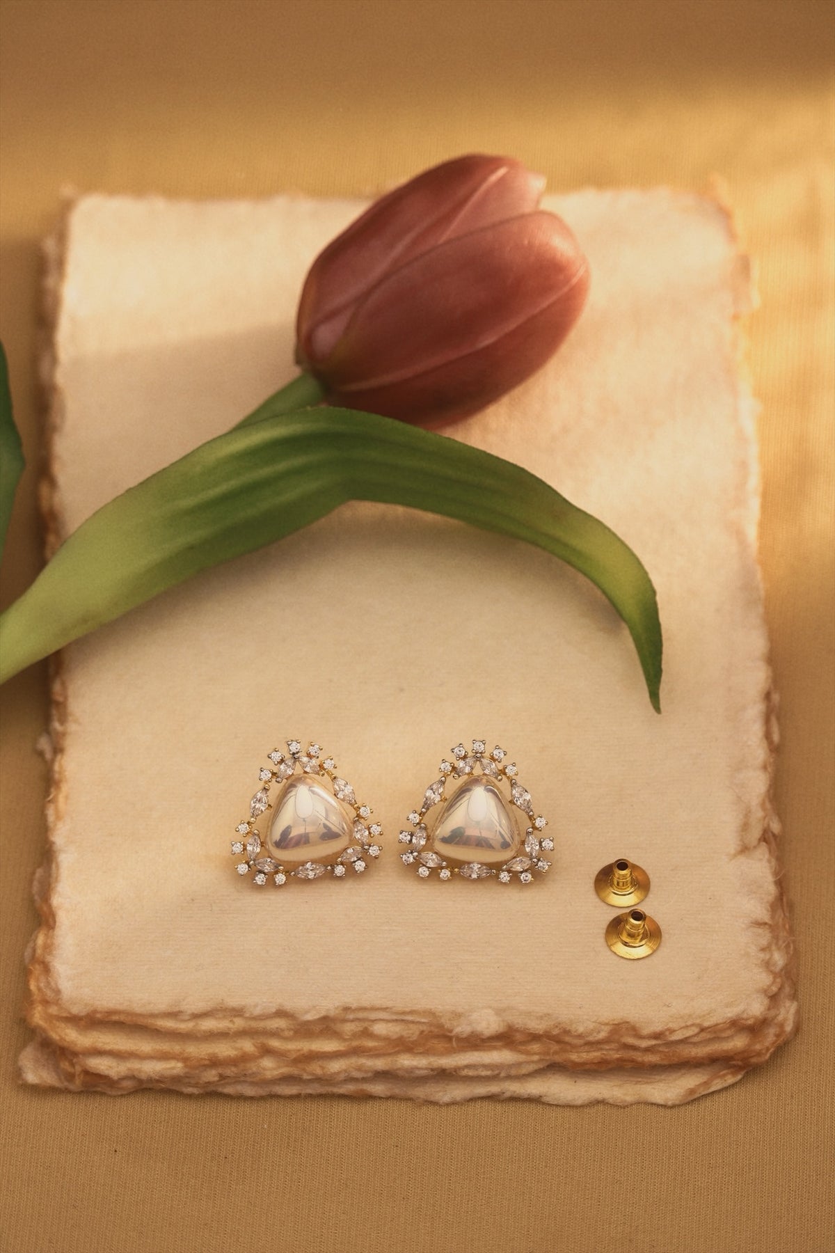 Moti AD Studs