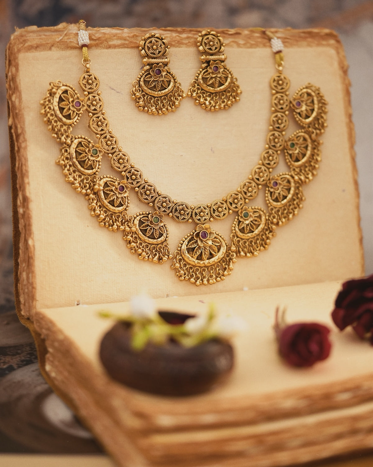 Tasneem Necklace Set
