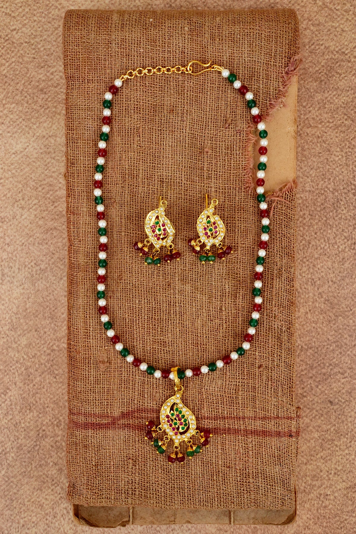 Tehzeeb Jadau Set
