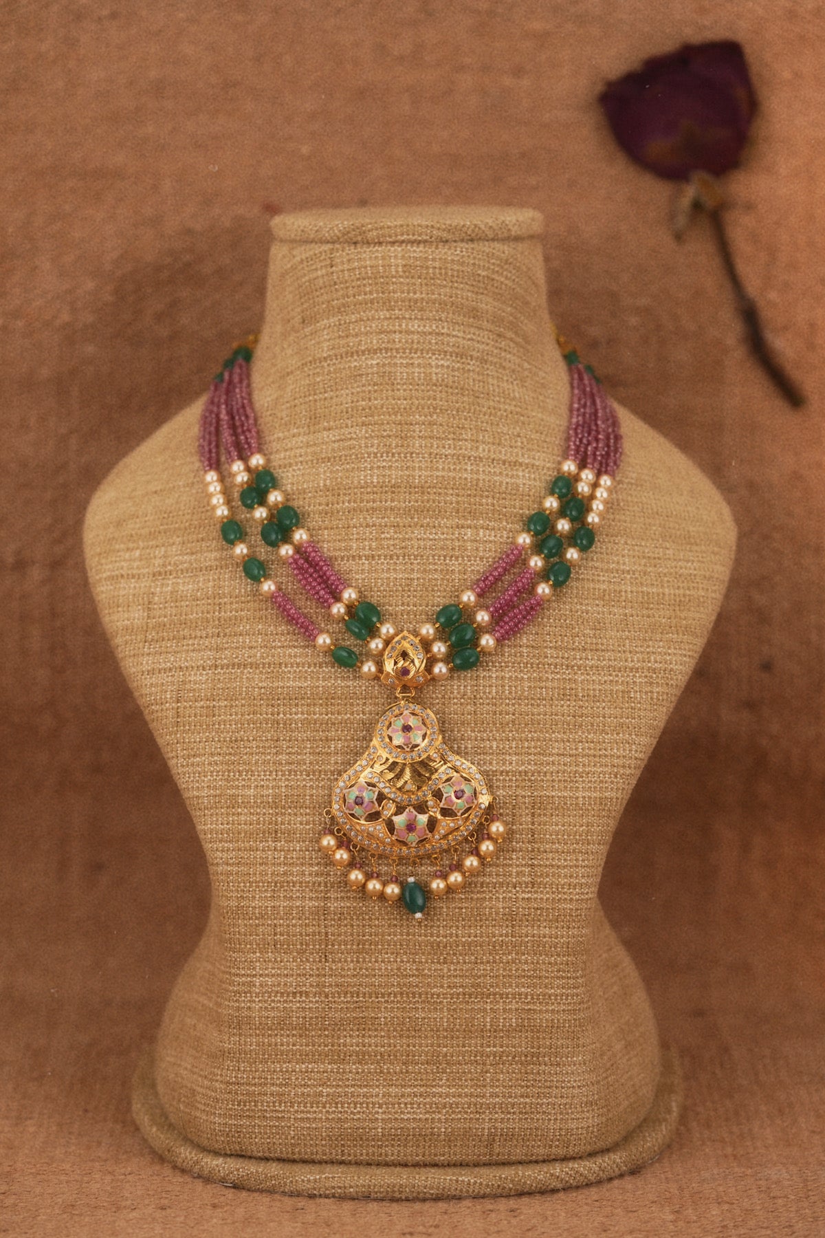 Parsa Jadau Necklace Set