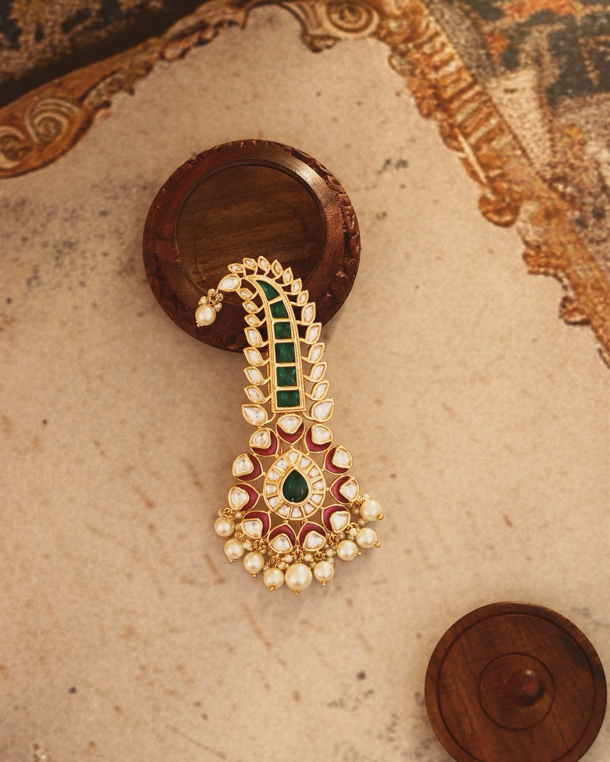 Chandni Kundan Kalgi
