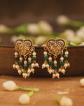 dil eemrald earrings