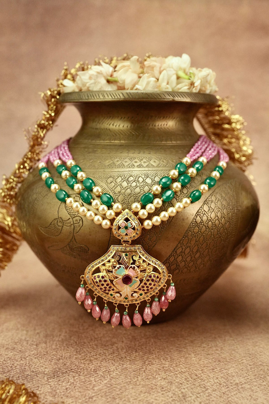 Gulabi Jadau Necklace Set