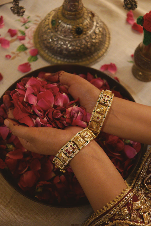 Nisha Openable Bangles Pair