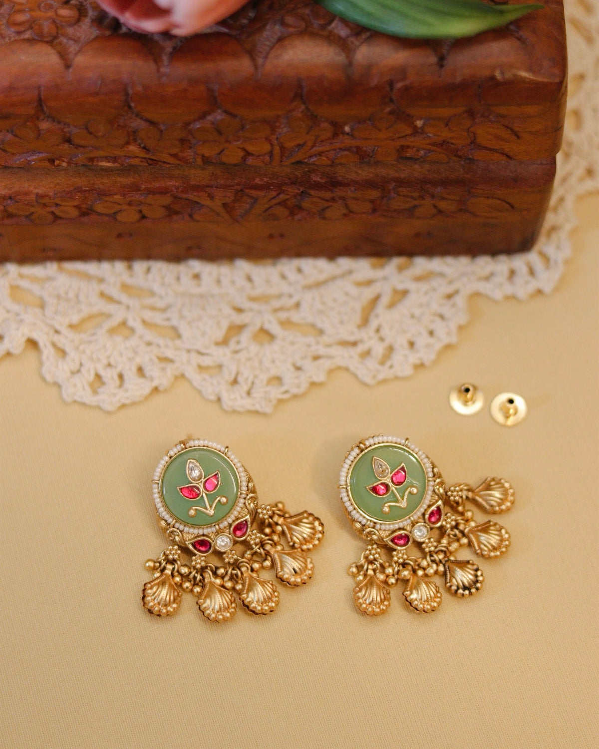 Nisha Studs