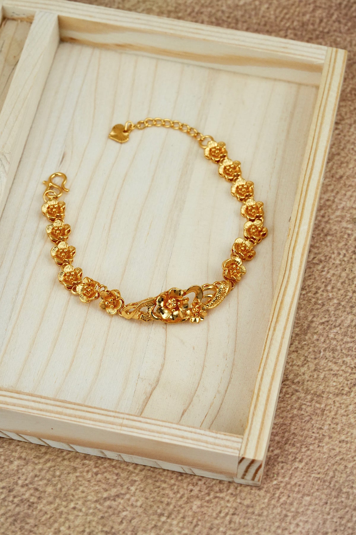 Star Bracelet