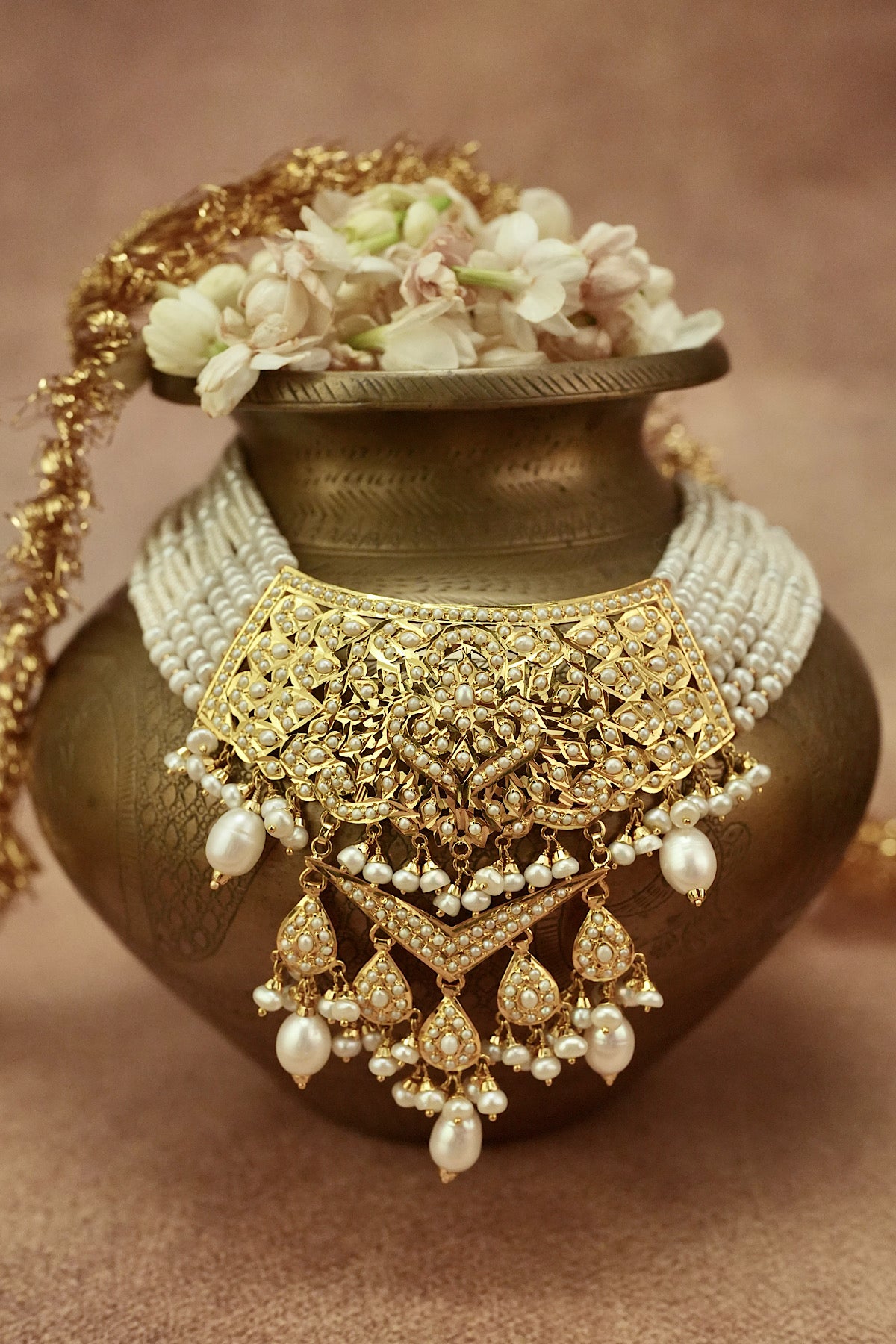 Kohinoor Jadau Choker Set