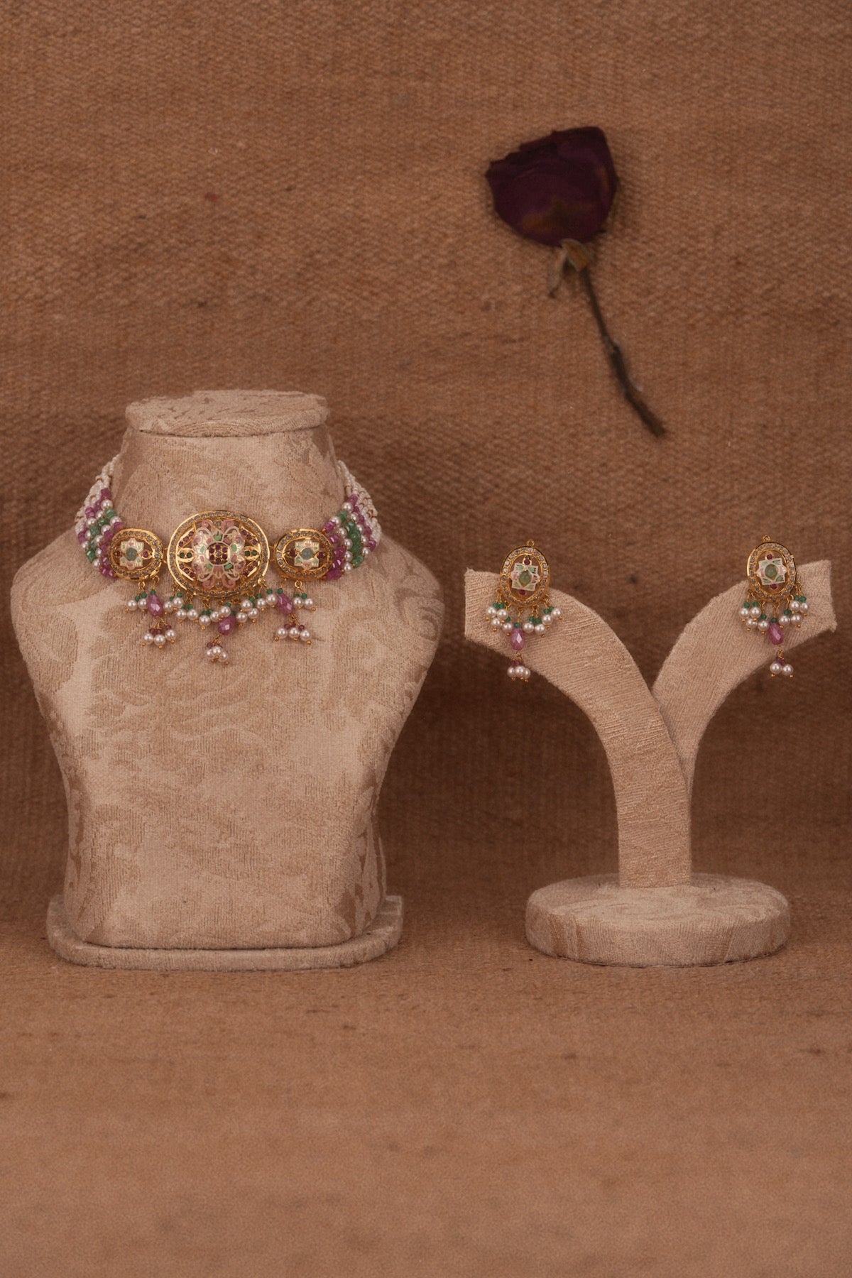 Sahiba Jadau Choker Set