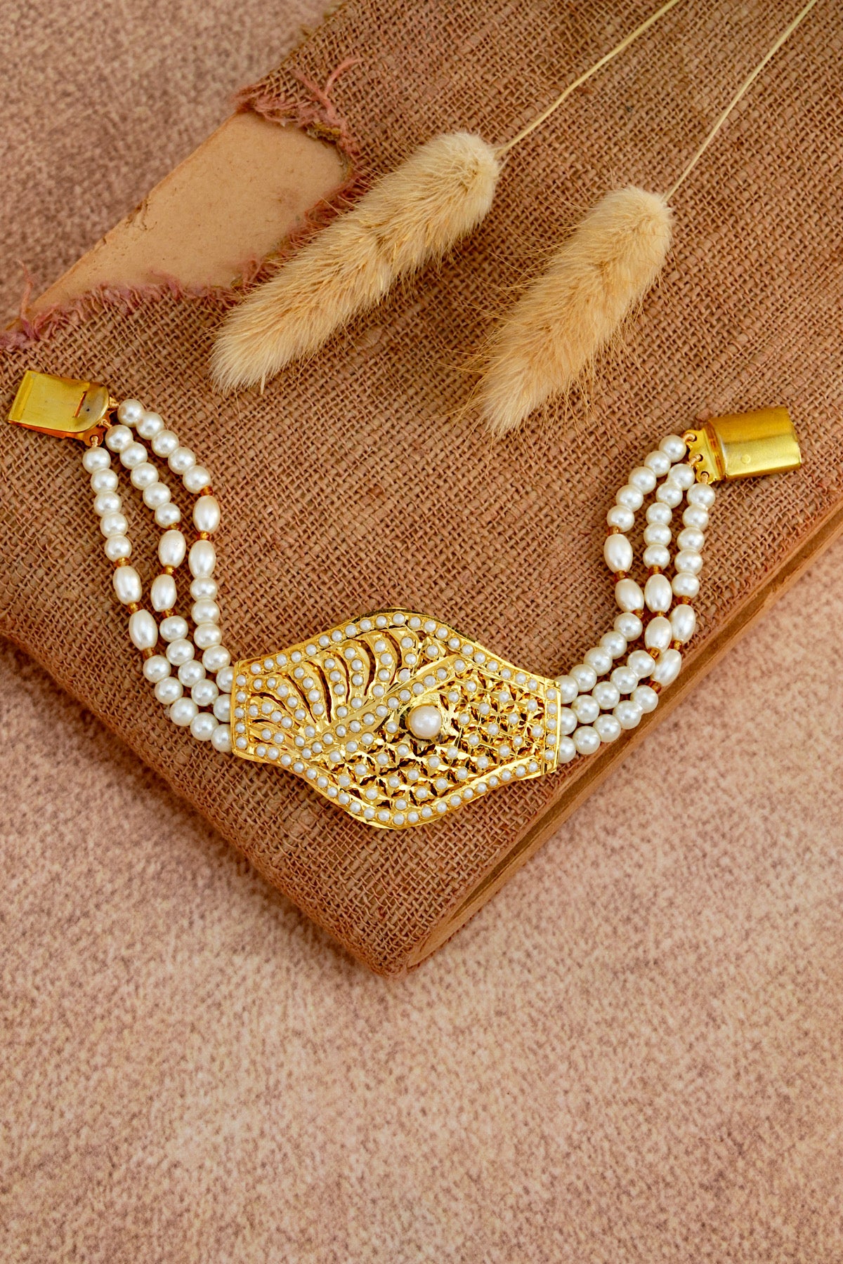 Pearl Jadau Baahi