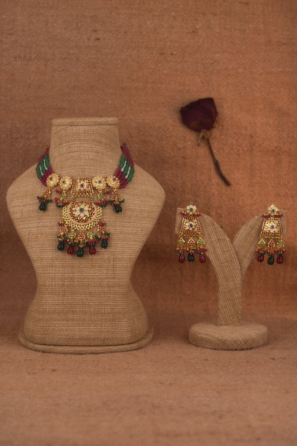 Sehar Jadau Choker Set