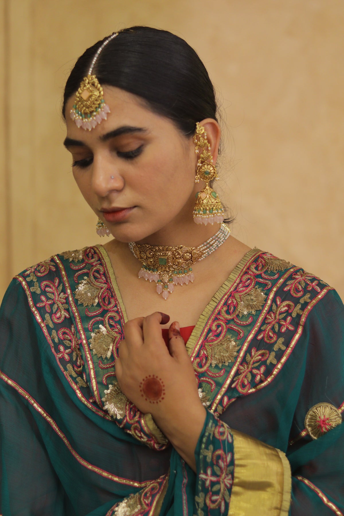 Saira Choker Set with Tikka