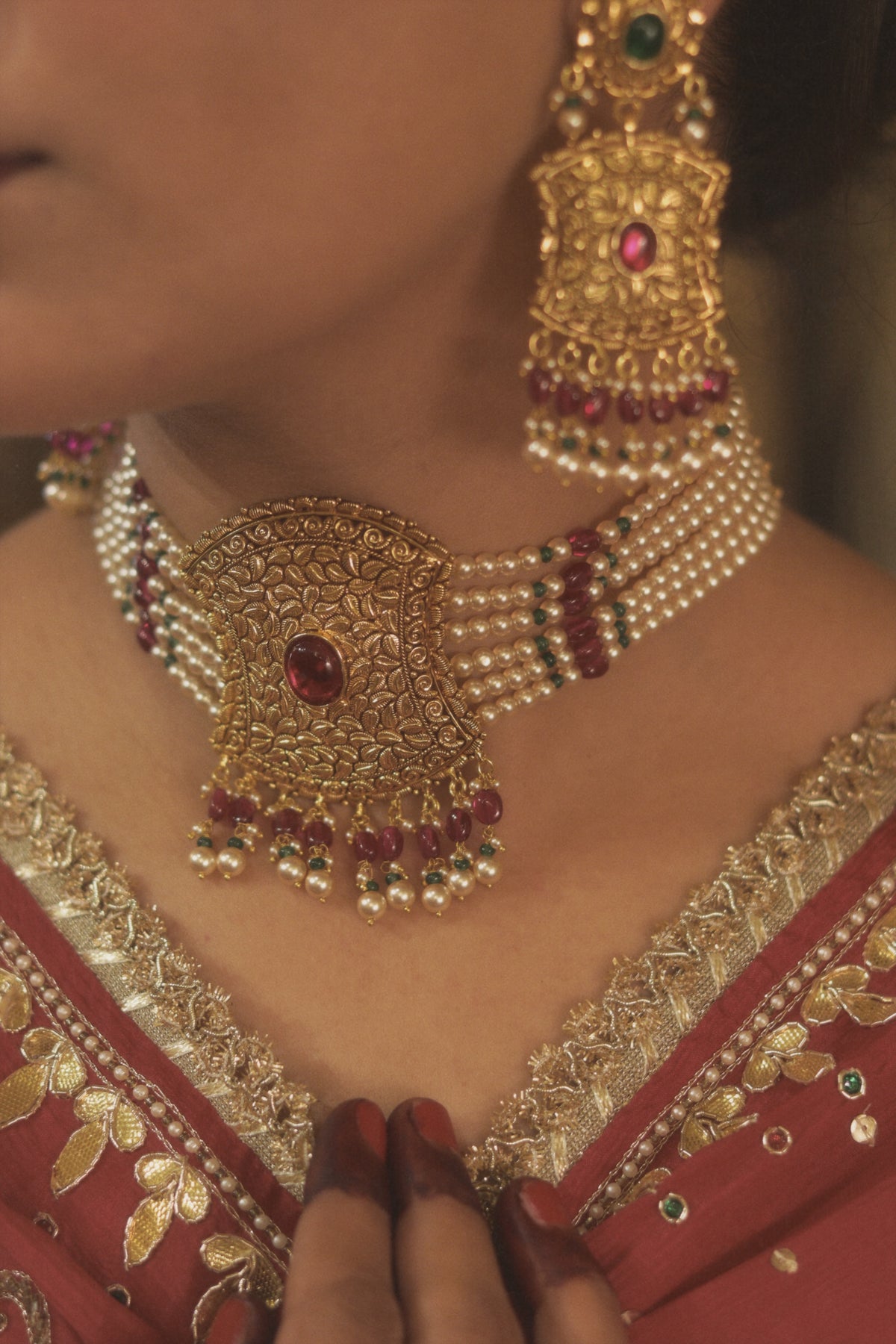 Shabnam Choker Set