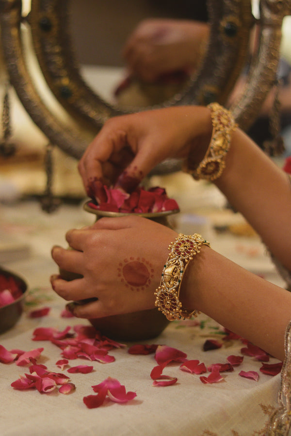 Jheel Openable Bangles Pair