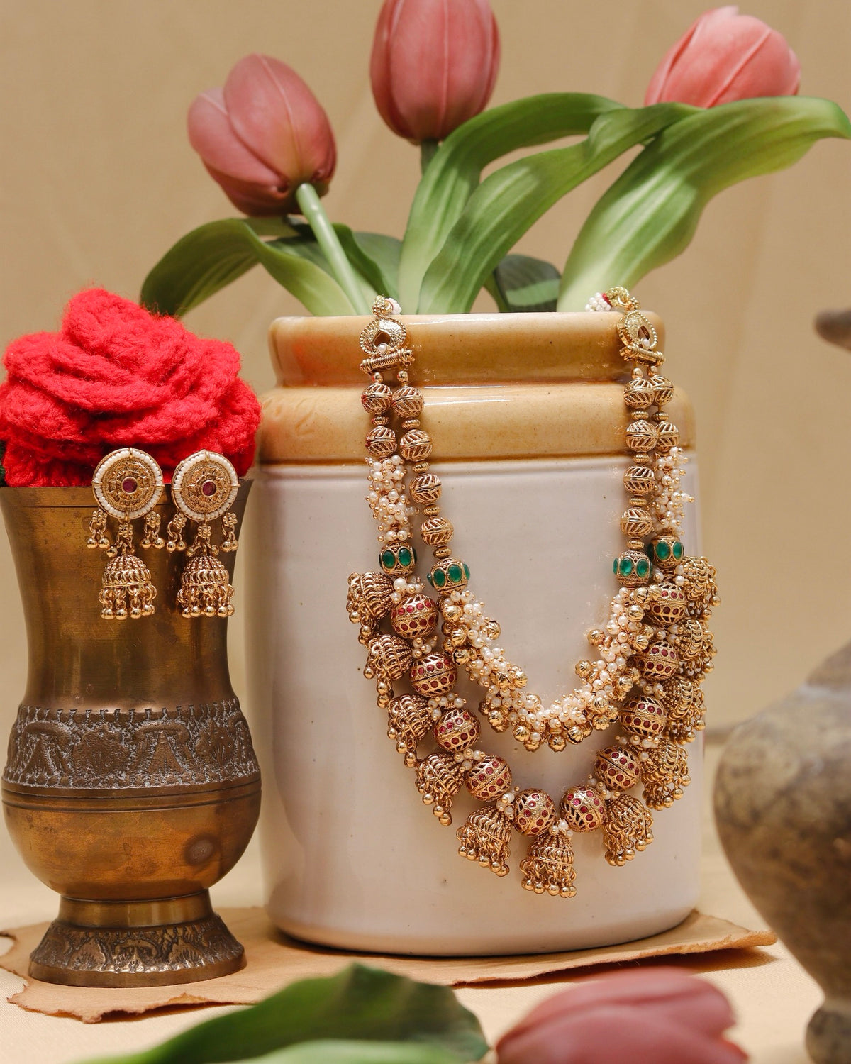 Raunaq Necklace Set