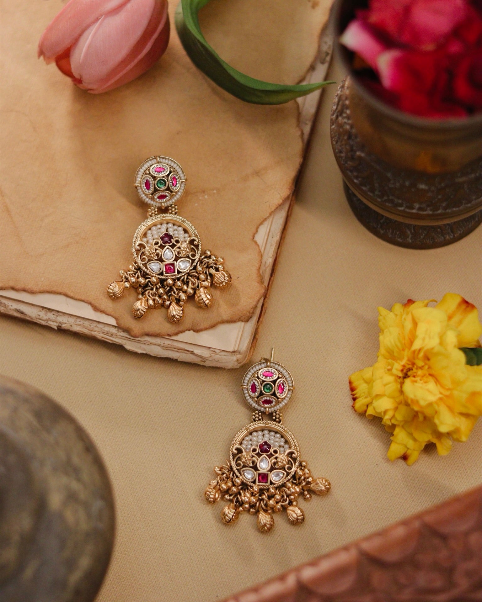 Pari Earrings