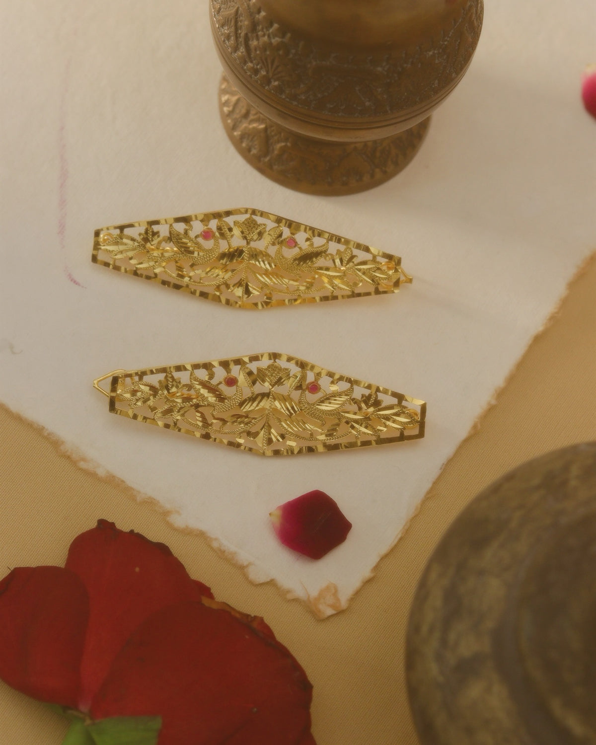 Mahiwal Hair Clips