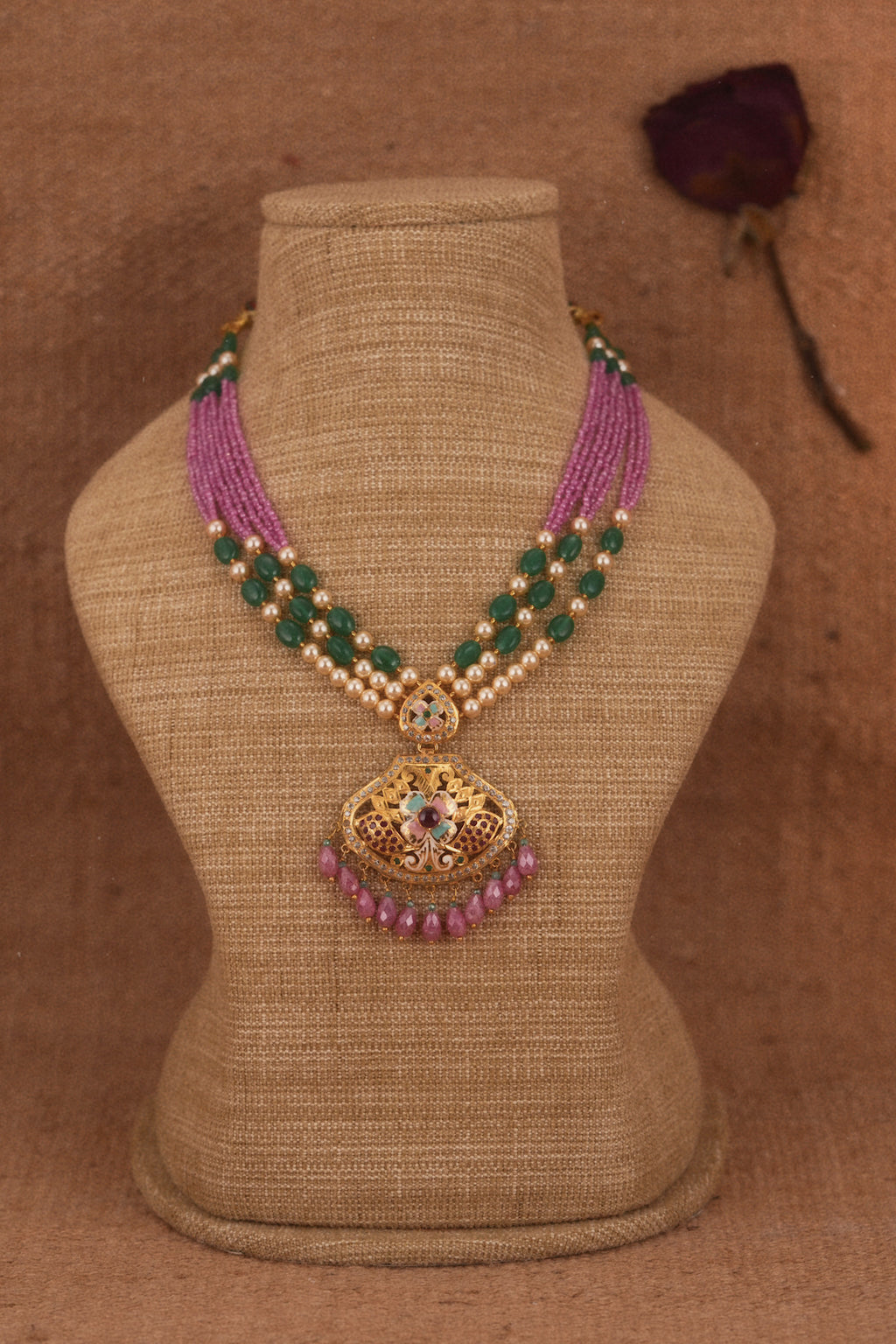 Gulabi Jadau Necklace Set