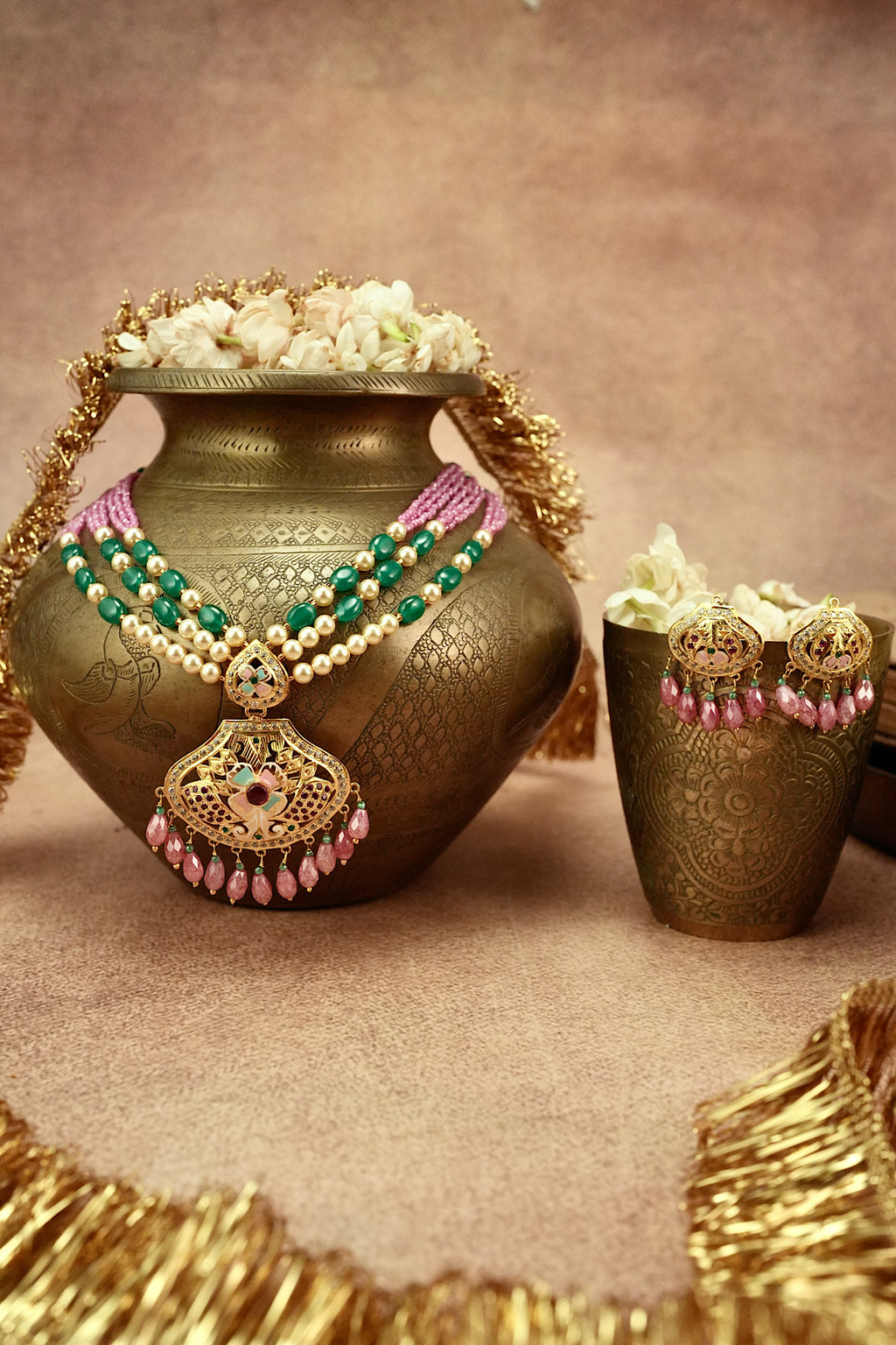 Gulabi Jadau Necklace Set
