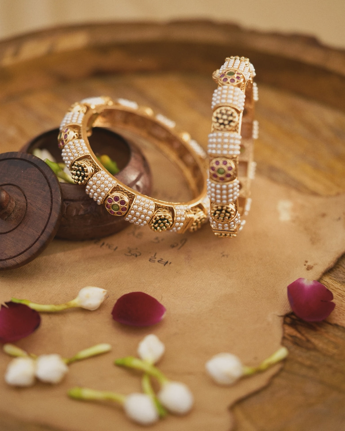 Aida Pearl Bangles Pair