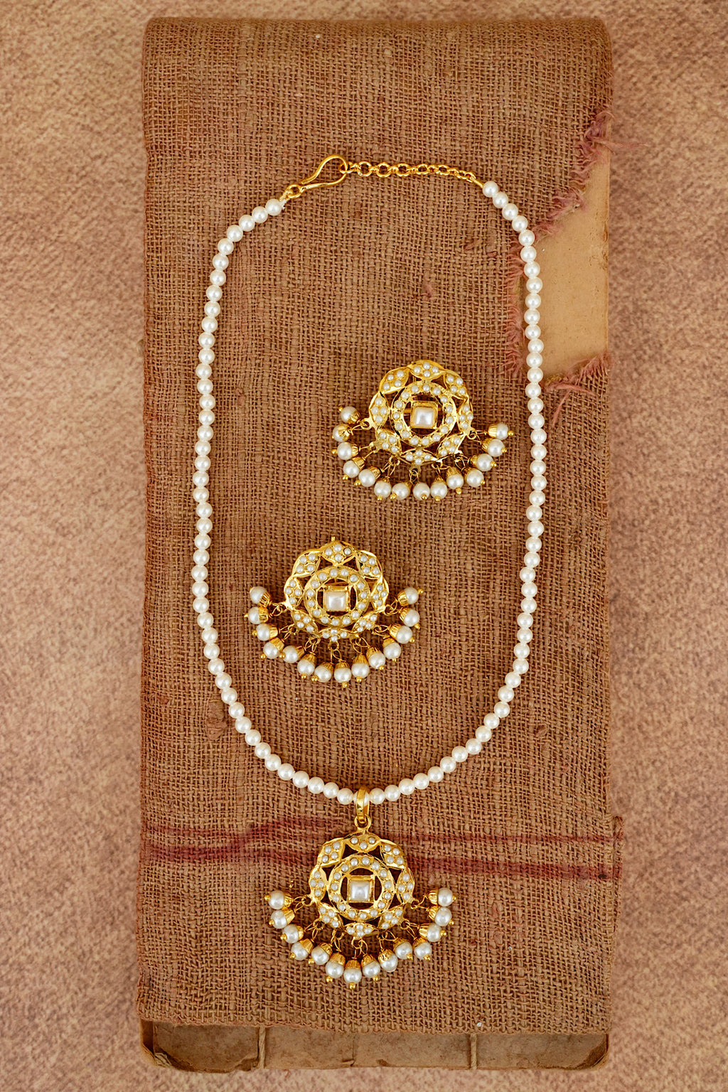 Safiya Jadau Set