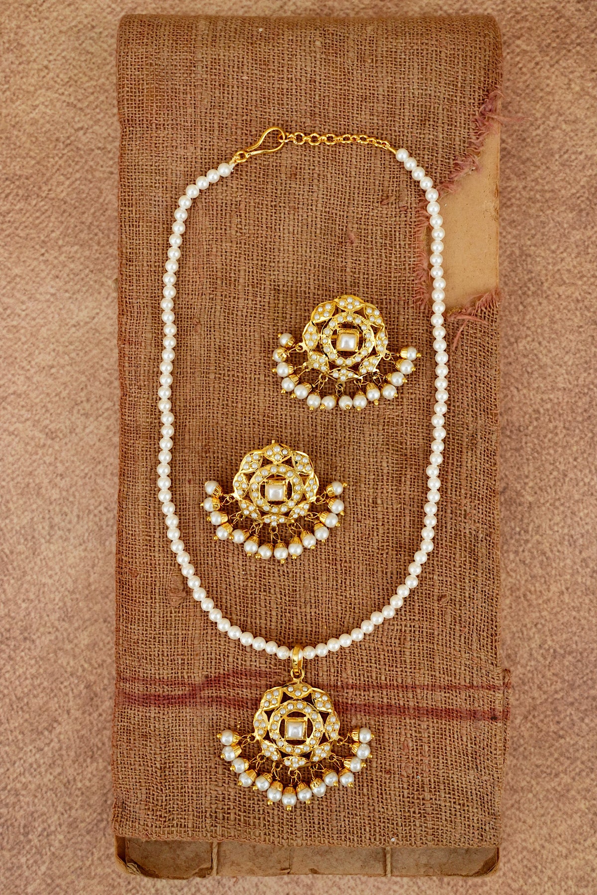 Safiya Jadau Set
