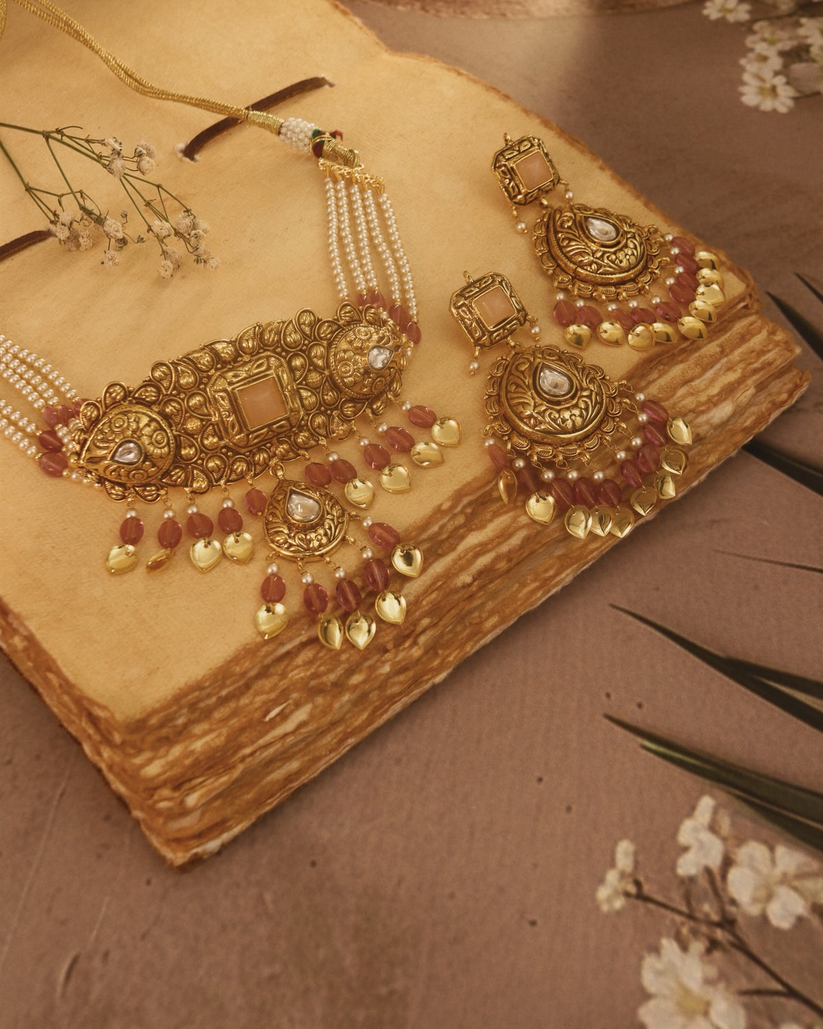 Sukhan Choker Set
