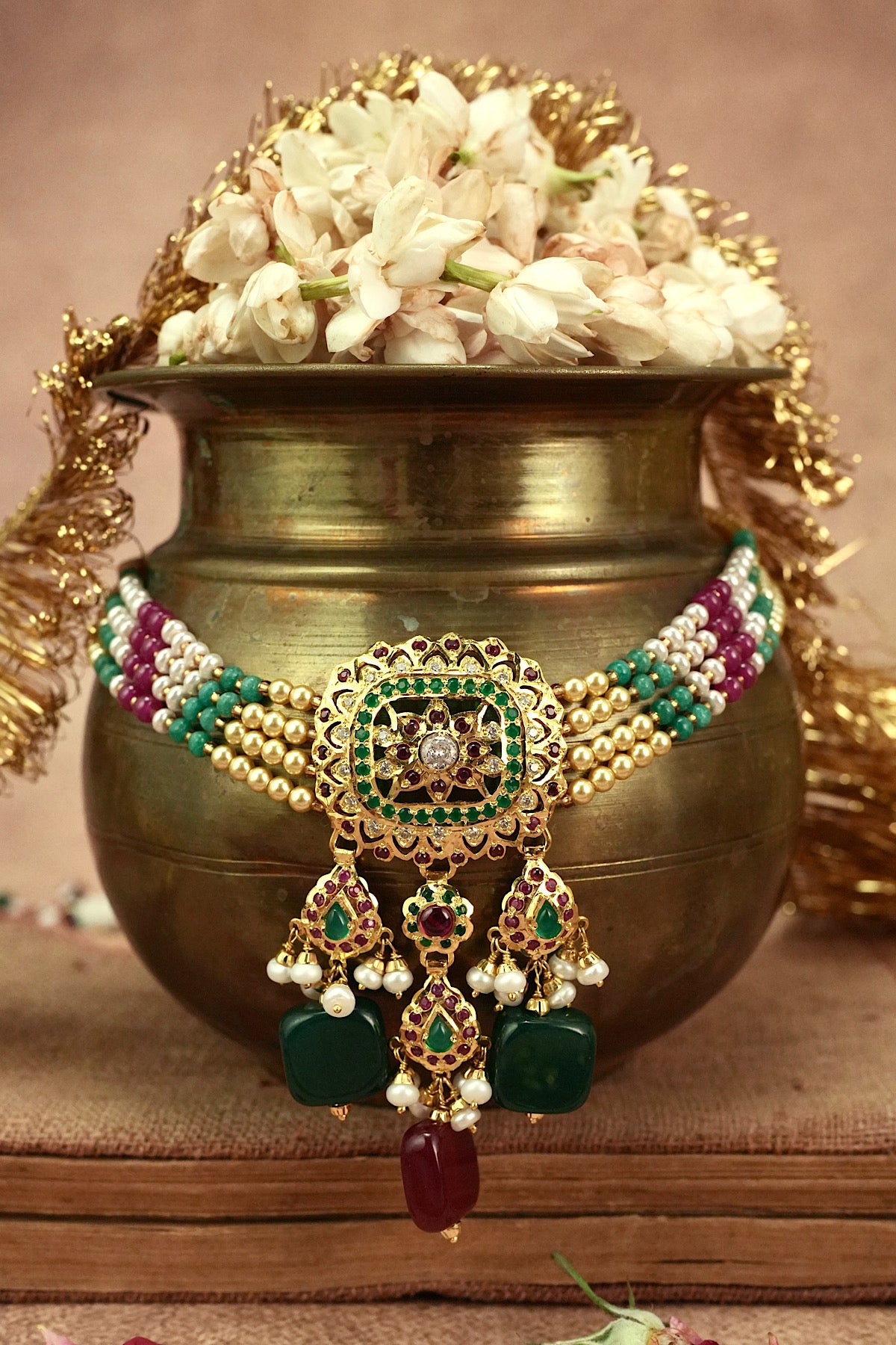 Naaz Jadau Choker Set