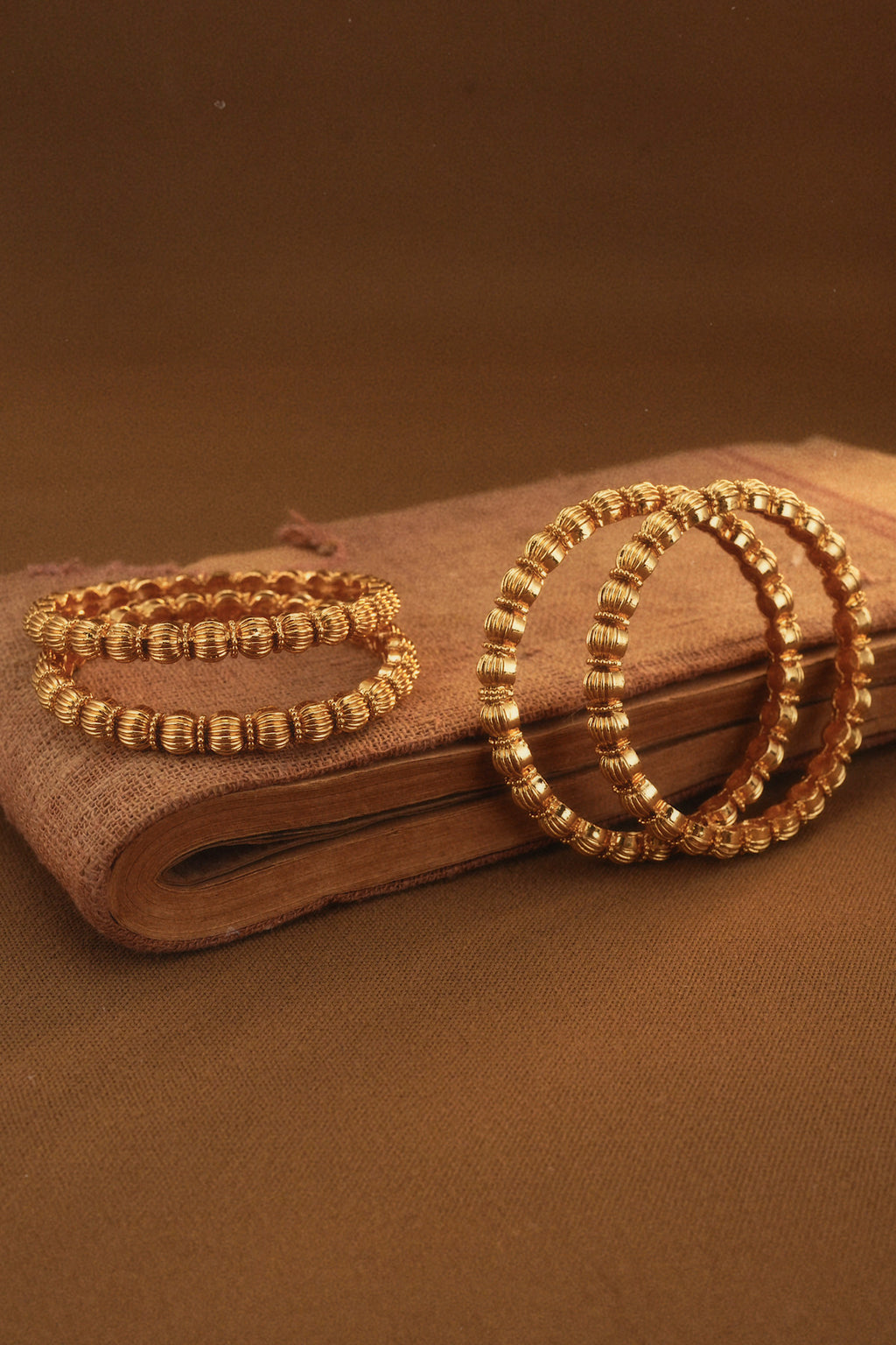 Ruhi Bangles